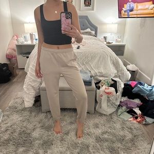Vuori joggers